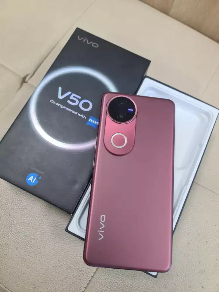 Vivo v50 fullset mulus garansi