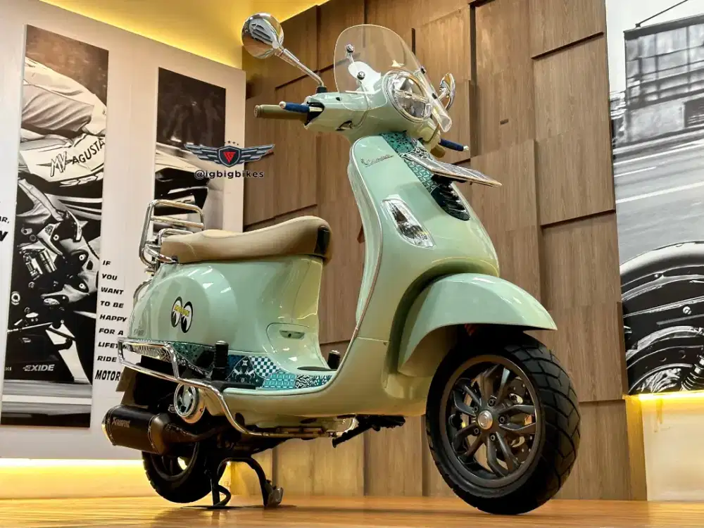 Vespa Matic Vespa LX125 Batik