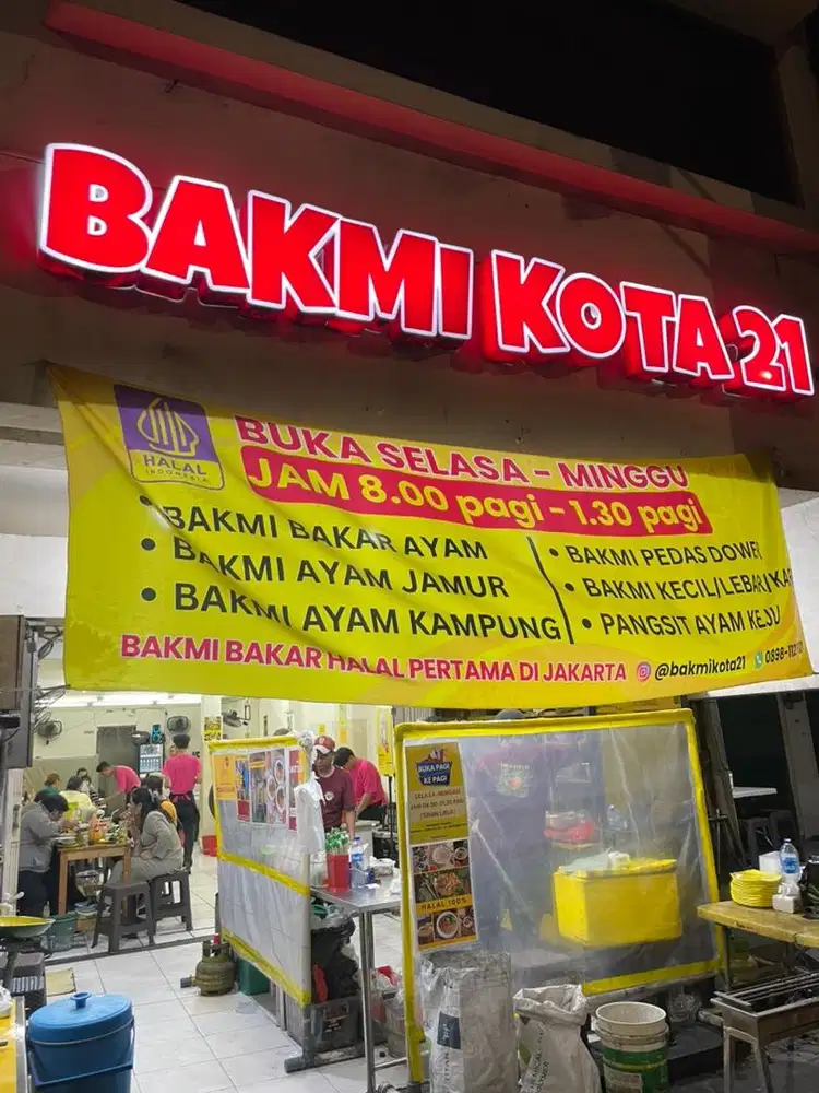 Lowongan kerja PRIA USIA 22-30 tahun di BAKMI kota 21 hayam wuruk