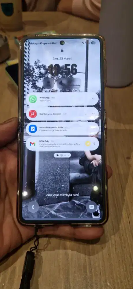 Samsung flip z (2025)