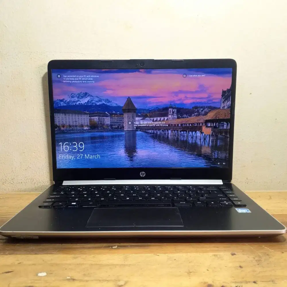 HP 14s celeron N4205U Ram 4 GB HDD 1 TB Backlight Keyboard