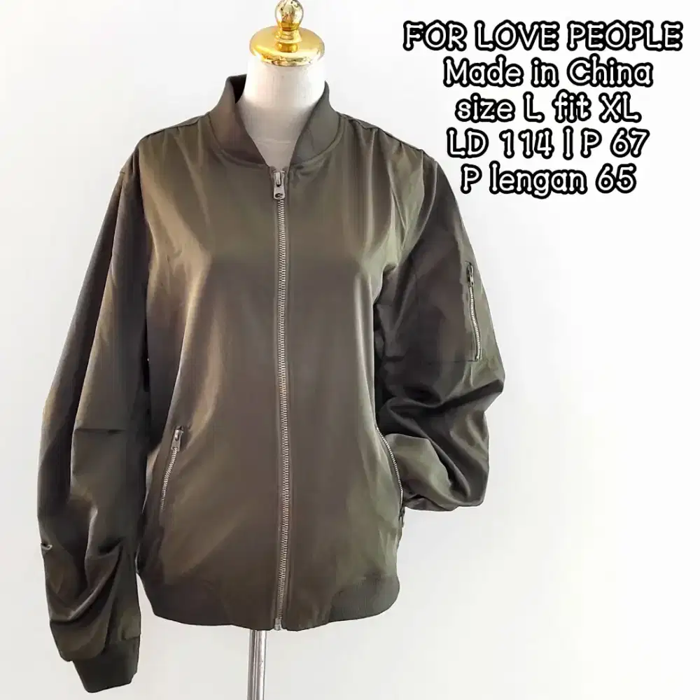 Jaket outdoor bomber windbreaker FOR LOVE PEOPLE sz L fit XL, preloved