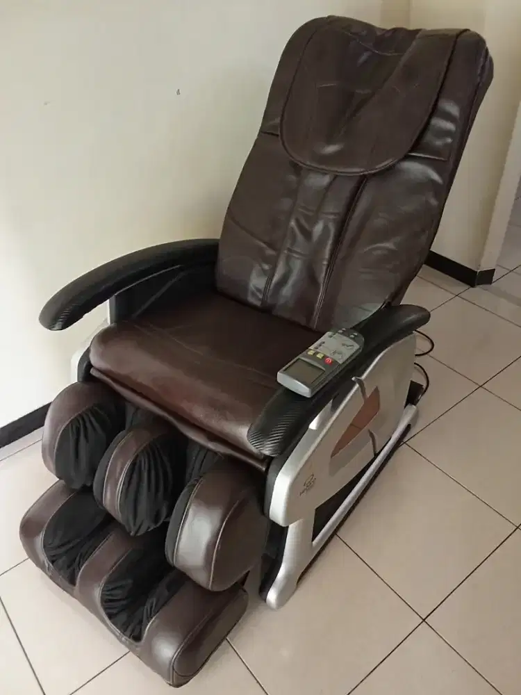 Kursi pijat Advance I-chiro elegant
