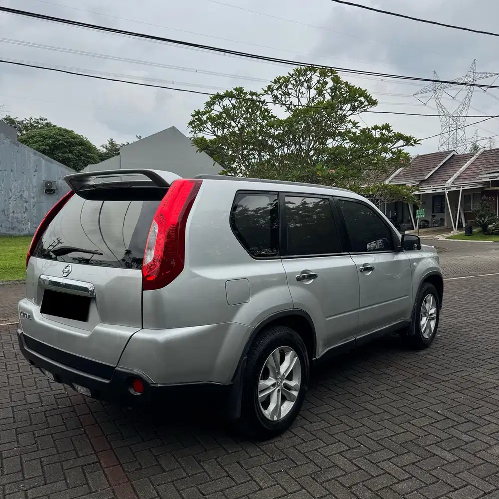 Nissan X-Trail 2012 Bensin