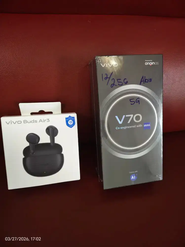 Vivo V70 12/256 BNIB