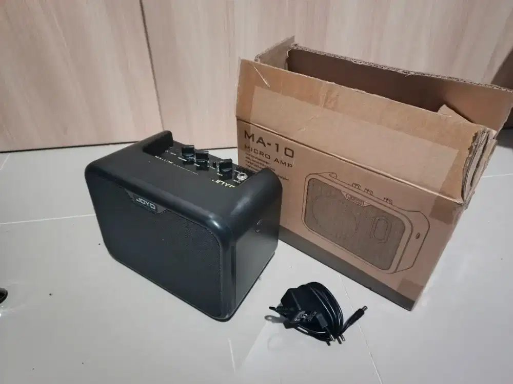 Mini Amplifier Gitar