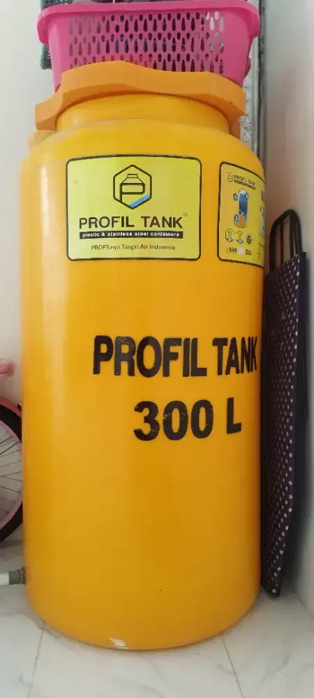 Tandon Profil tank 300 L