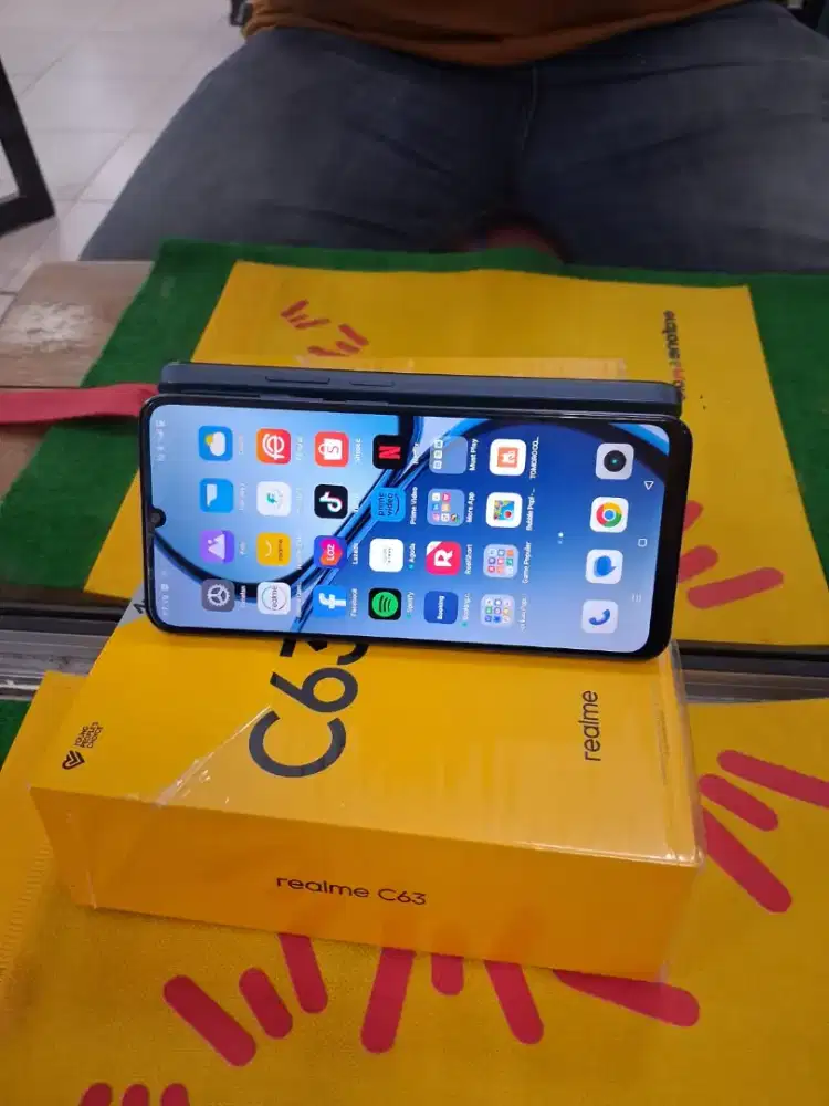 Realme C63 Ram 8 /128 Gb mulus no minus lengkap tampa kendala