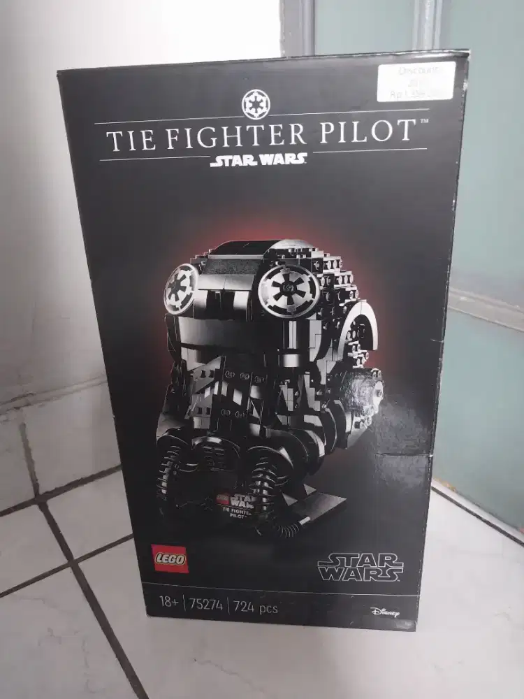 Lego Star Wars the Fighter Pilot Helmet 75274