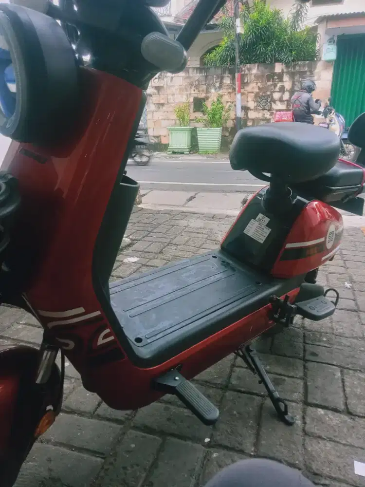 sepeda listrik Genio