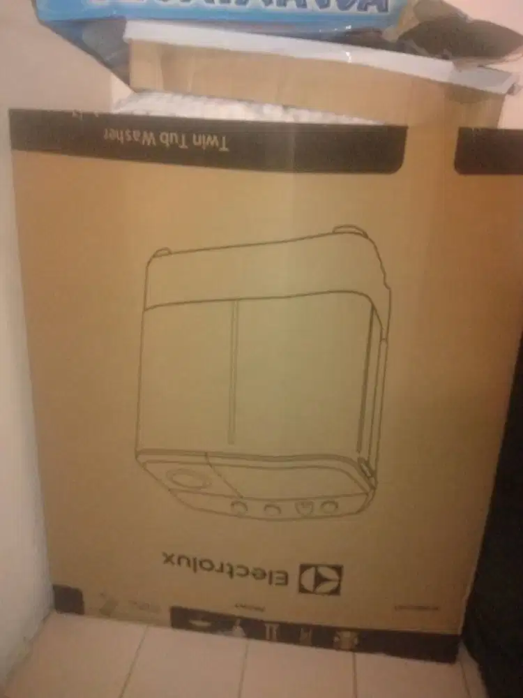 Mesin cuci Electrolux 2 tabung 8 kg