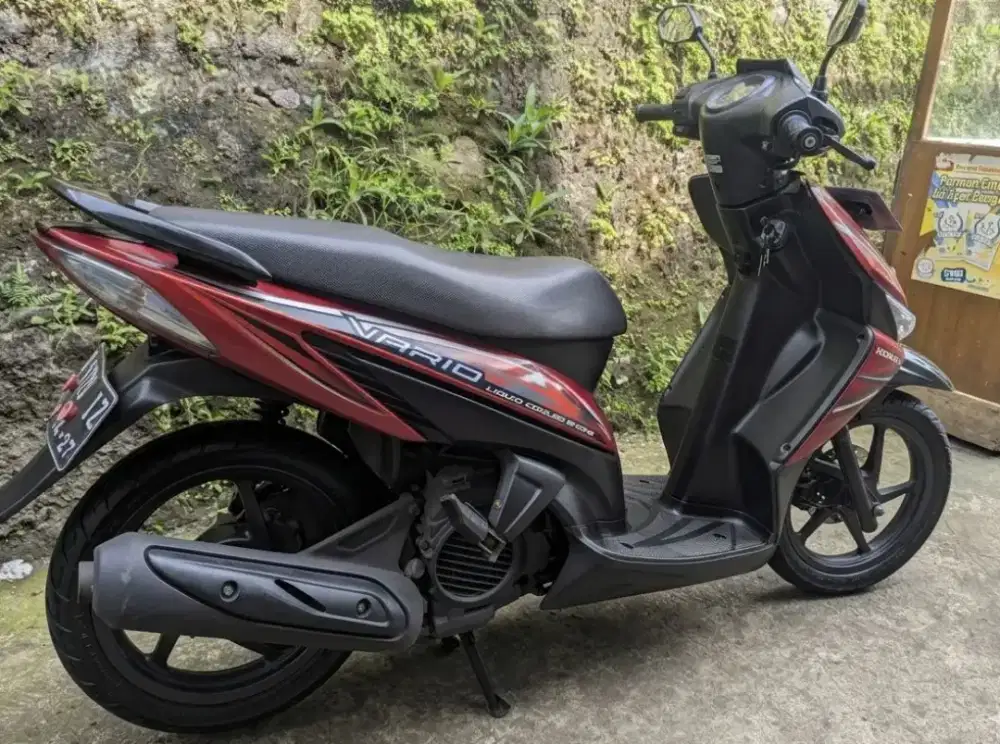 Vario CW 110 2012 Lengkap Mulus  Mesin Jos Siap Pake No Minus