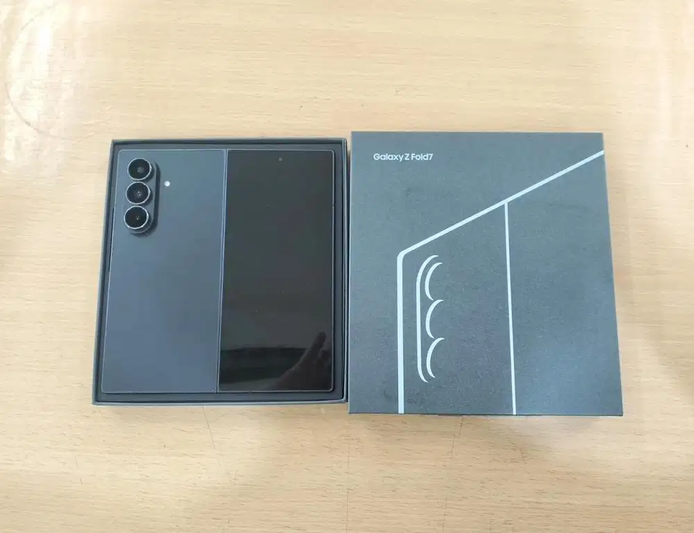 samsung Z fold 7 512g fullset