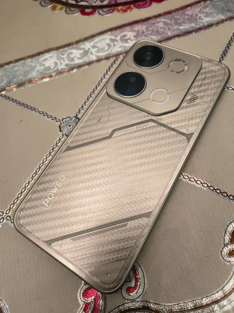 Itel P65 mulus komplit no minus cepat aja