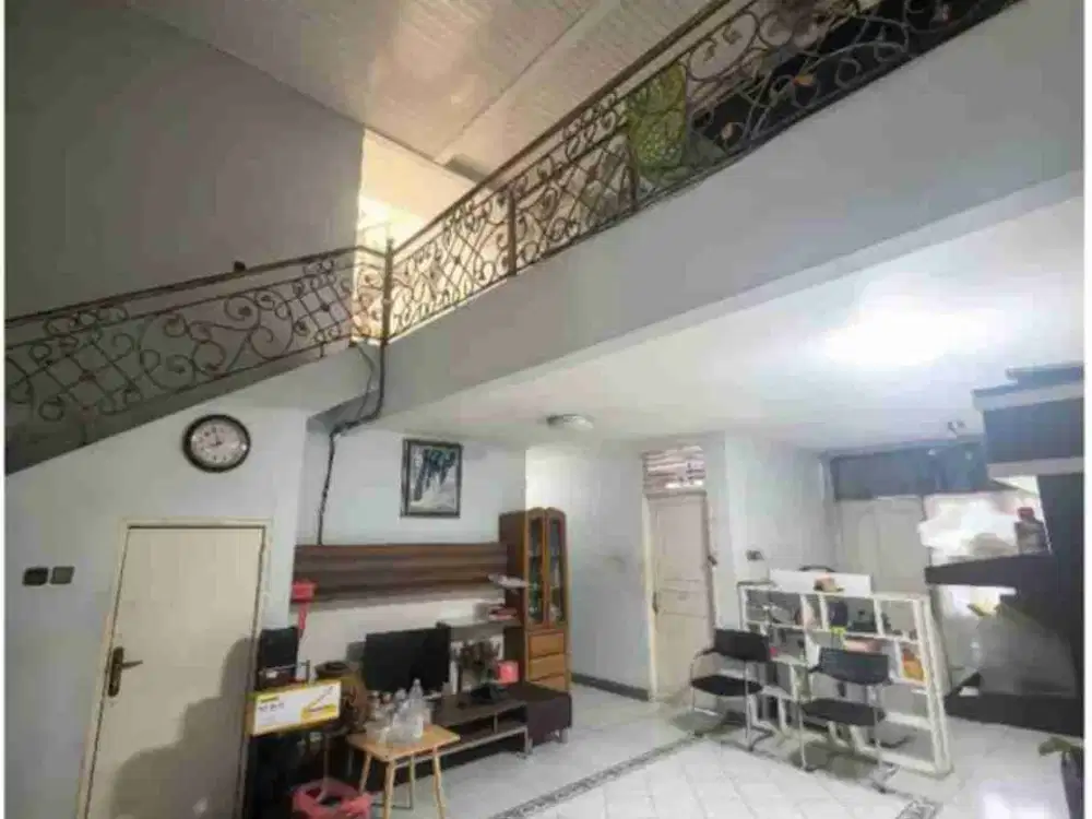 Dijual Cepat Rumah Modernland Taman Bunga Luas