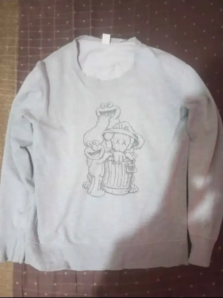 Crewneck Uniqlo Size L