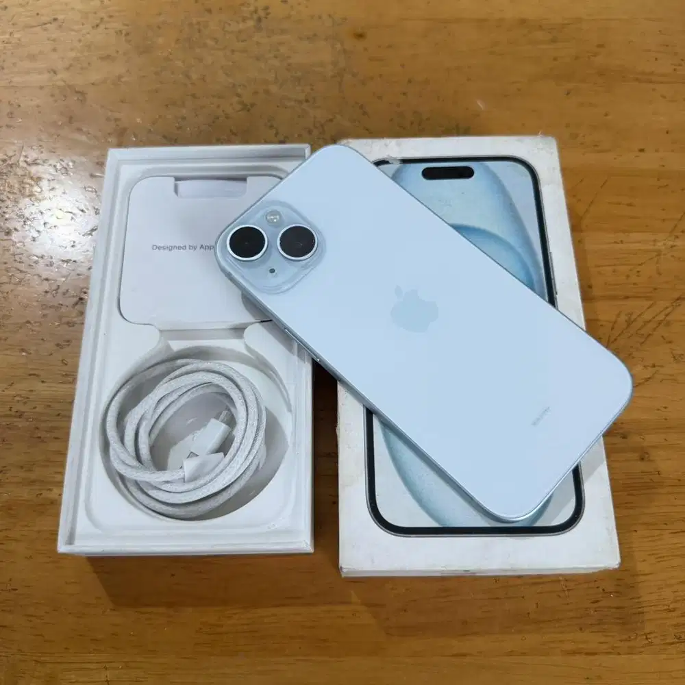 iPhone 16 128GB Blue Fullset Mulus Garansi Resmi iBox 5 Bulan lagi