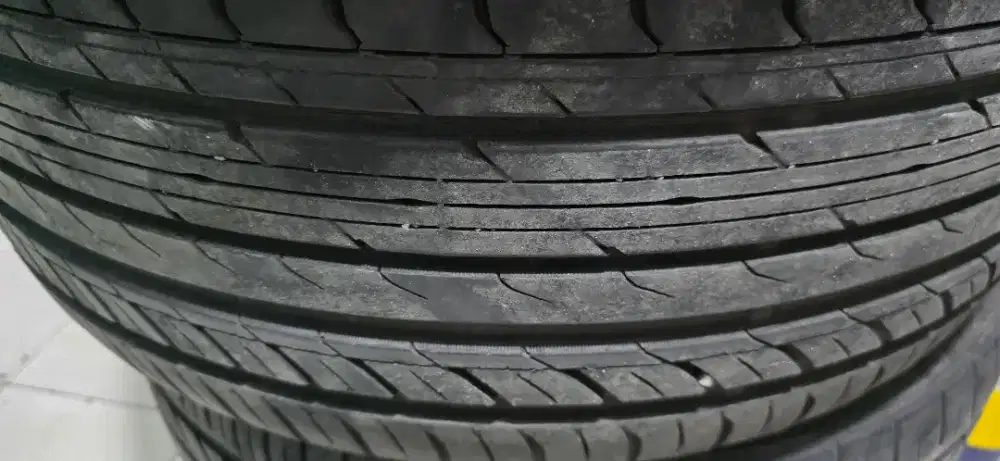 Ban Toyo Proxes C1S 245 40 20