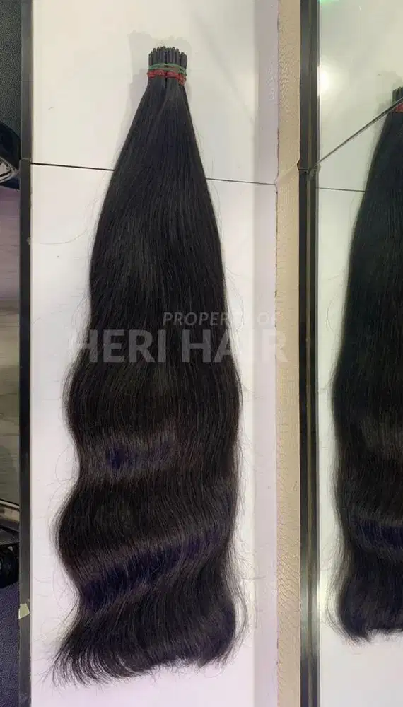 Rambut sambung warna ikal