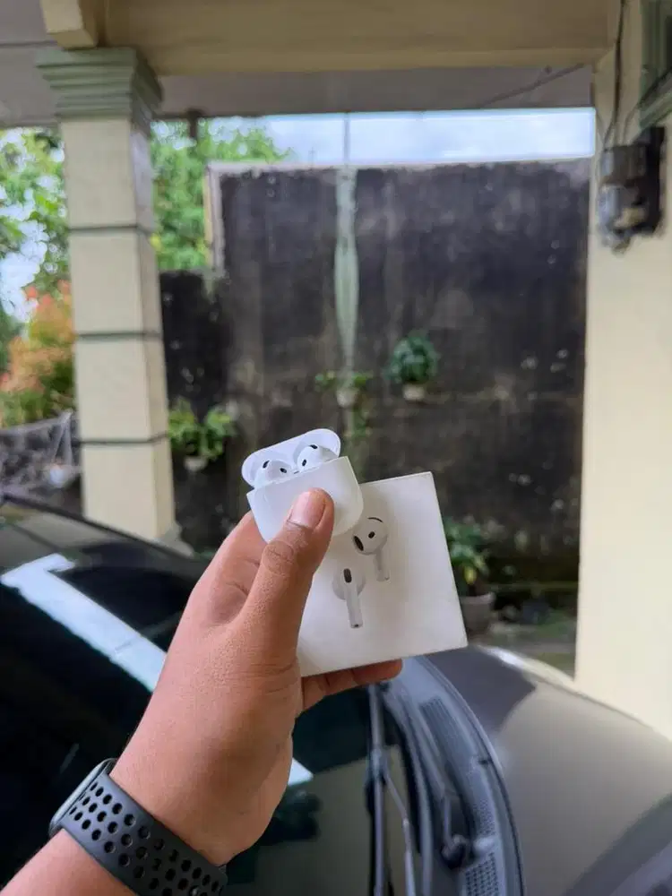 Airpods Gen 4 ANC Fullset Original Garansi Resmi iBox 5 Bulan Lagi