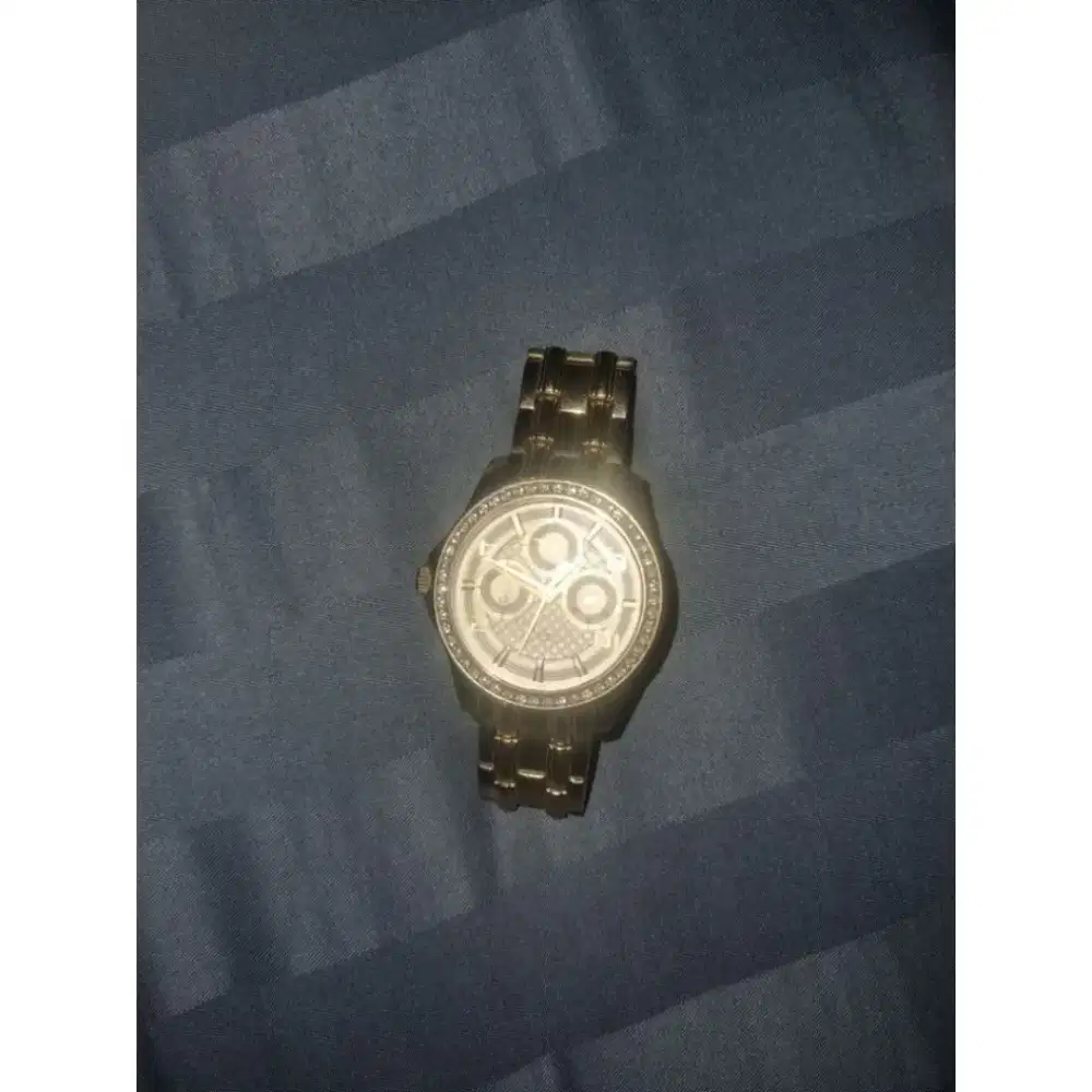 Jam Tangan Wanita Guess