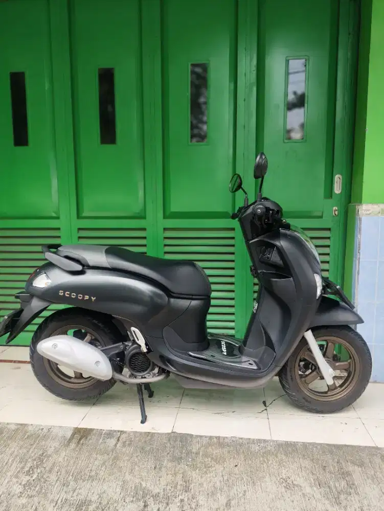 Scoopy prestige 2025