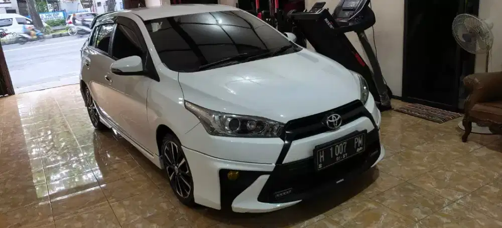 Toyota Yaris TRDS manual tahun 2017 lokasi di solo