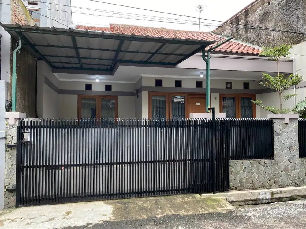 Dikontrakan Rumah di JL Kampus IV Babakan Sari Kiaracondong Bandung
