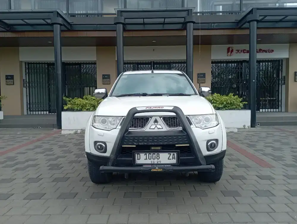 UNIT MITSUBISHI PAJERO SPORT DAKAR 4X2 MATIC DESSEL 2012