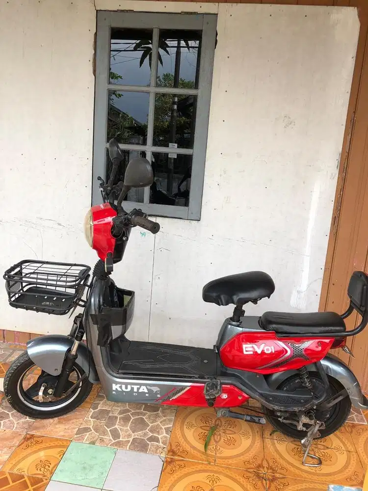 Sepeda listrik siap pkai