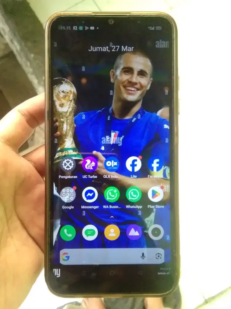 Realme C20 4G 2/32 layar 6.5 inchi mulus tt/barter