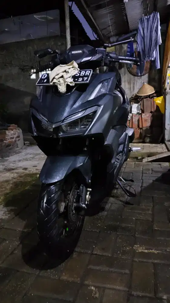 Vario 160 ABS black
