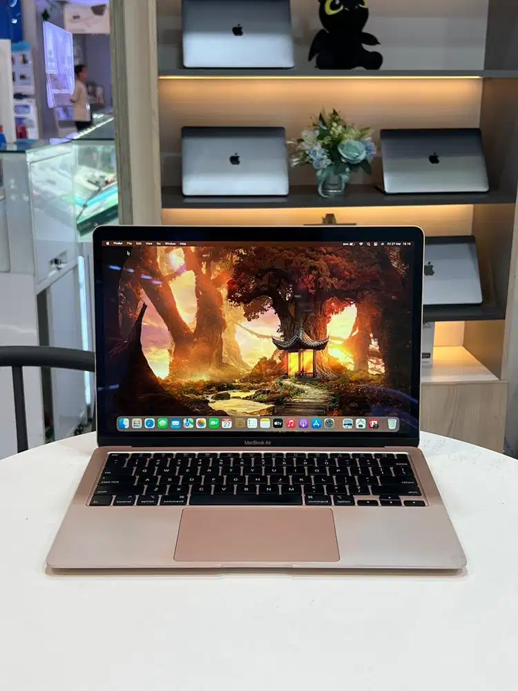 MacBook Air Retina 2020 i5 8/512GB