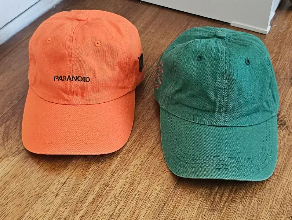 Topi Streetwear Keren ASSC & Paranoid | 100% Cotton | Good Condition!