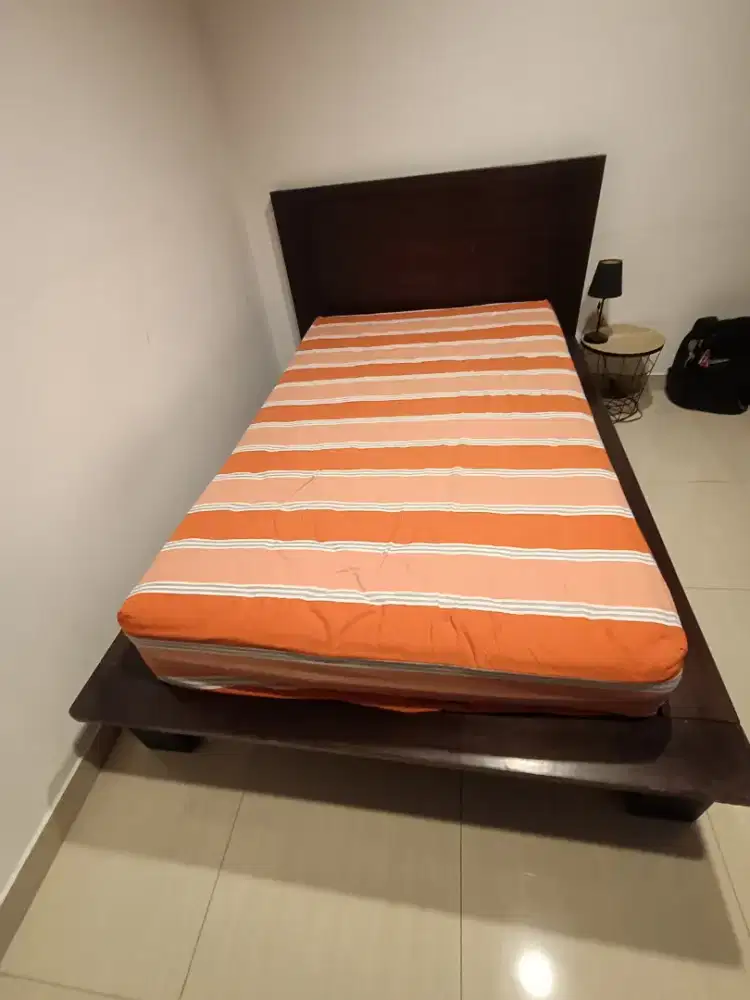 Tempat Tidur Jati 120x200 + Kasur, Jarang Dipakai