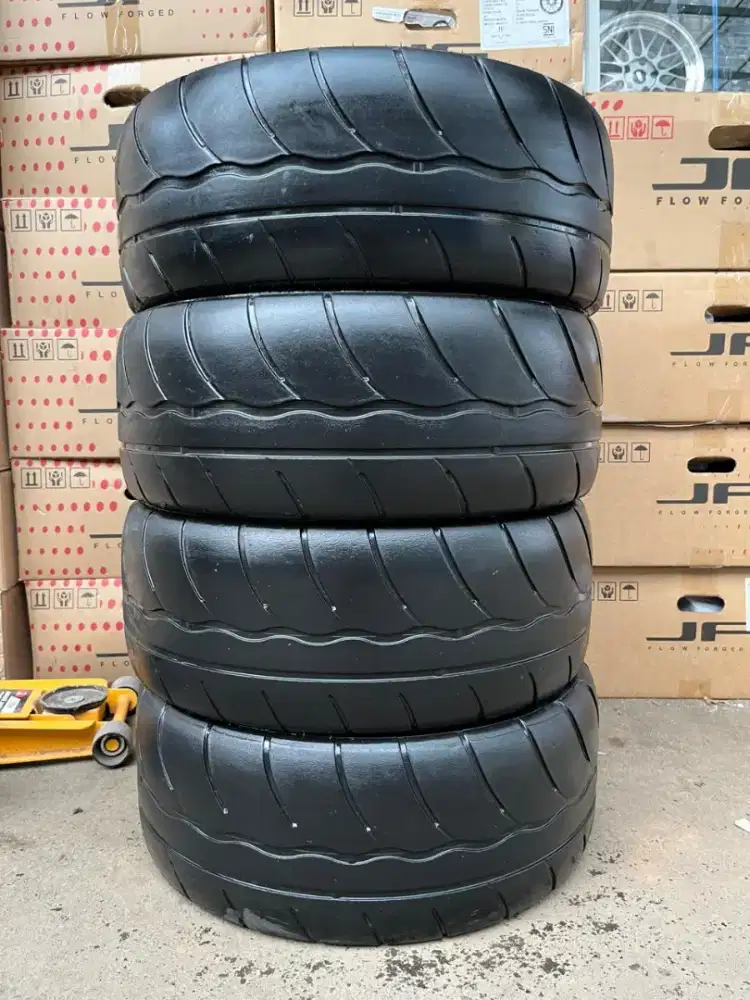 GT radial Champiro sxR 225/45 R17 kondisi 95% tahun 2025 4pcs
