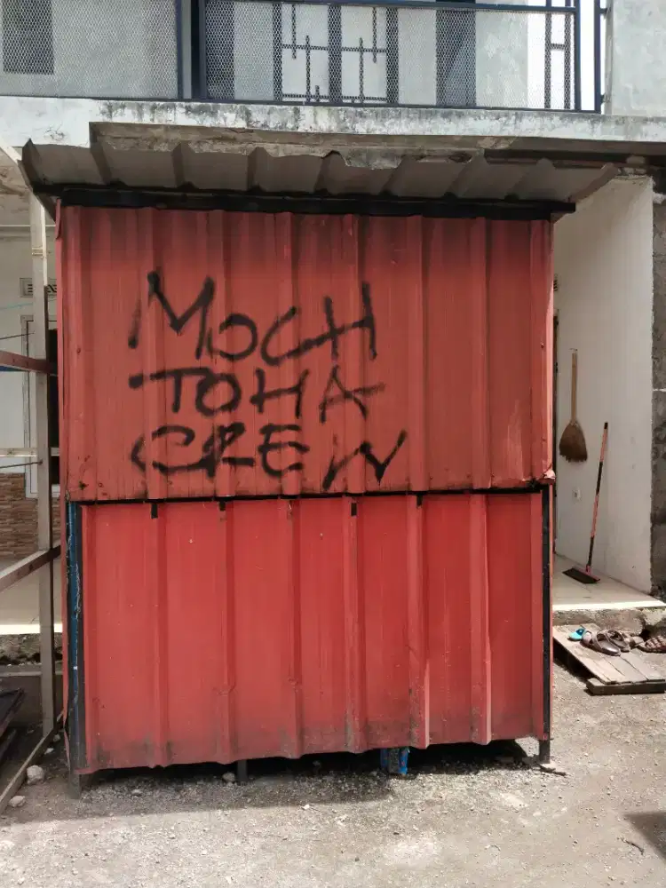 Boot countener bahan holo