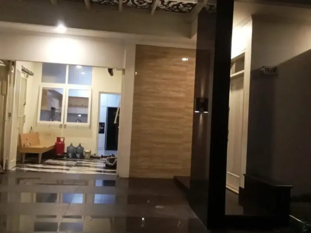 Rumah Townhouse Mewah Full Furnished di Lenteng Agung