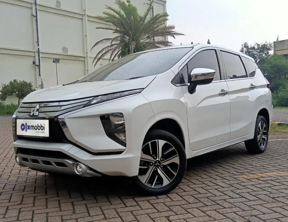TDP 10JT, Mitsubishi Xpander 1.5 Ultimate Bensin-AT Putih 2019