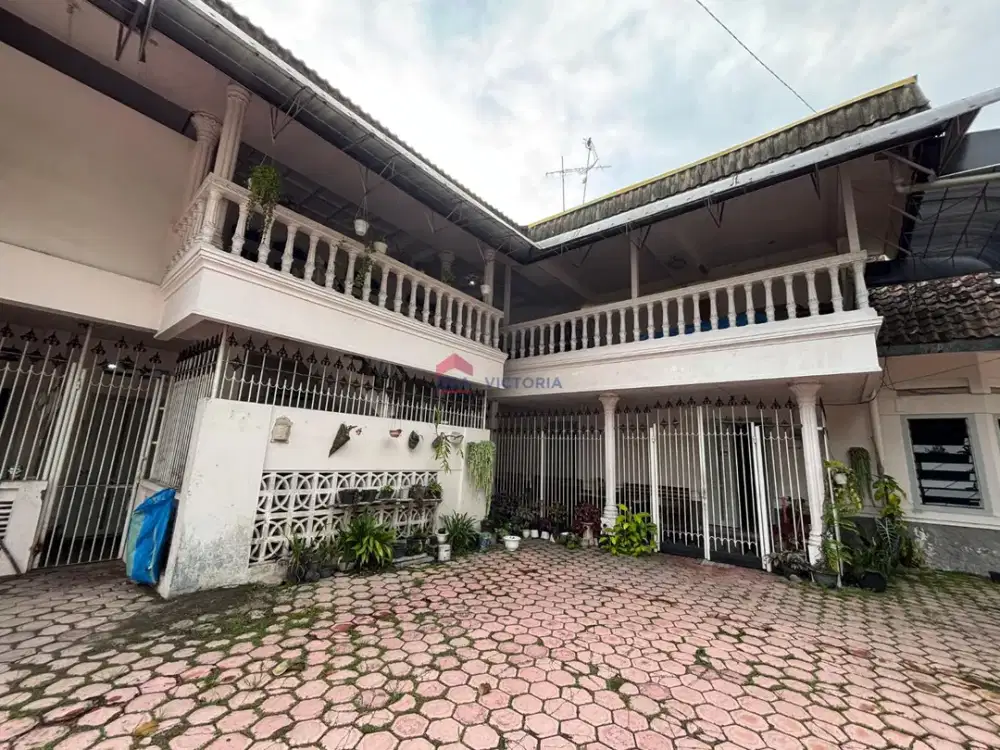 Rumah Posisi Hook di Jalan Provinsi Dekat Dengan Berbagai Fasum di Bendogerit Blitar