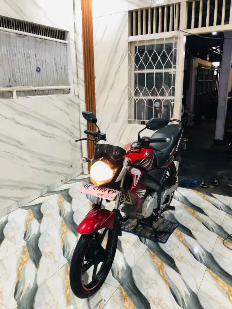 YAMAHA VIXION ISTIMEWA 2012 SANGAT ORIGINAL Pajak Hidup