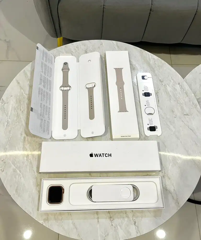 Apple Watch SE 40mm Rosegold (Like New)