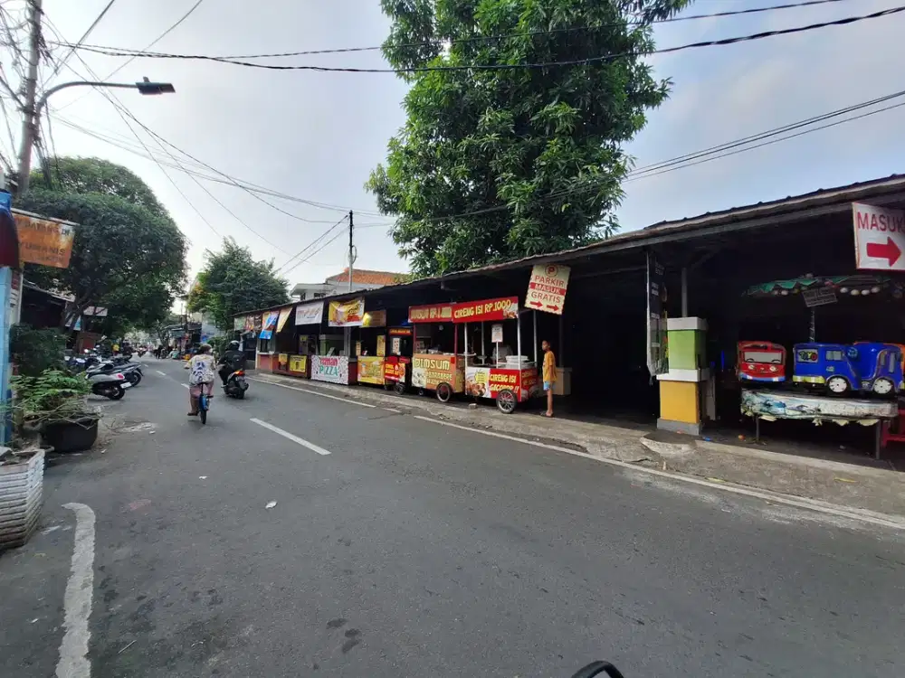 RUMAH KOMERSIAL DI KAYUMANIS TIMUR MATRAMAN