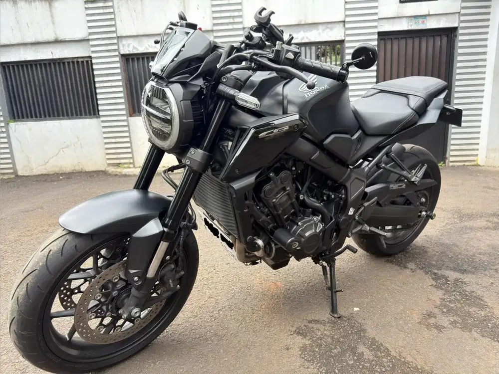 CB650R neo Black Edition