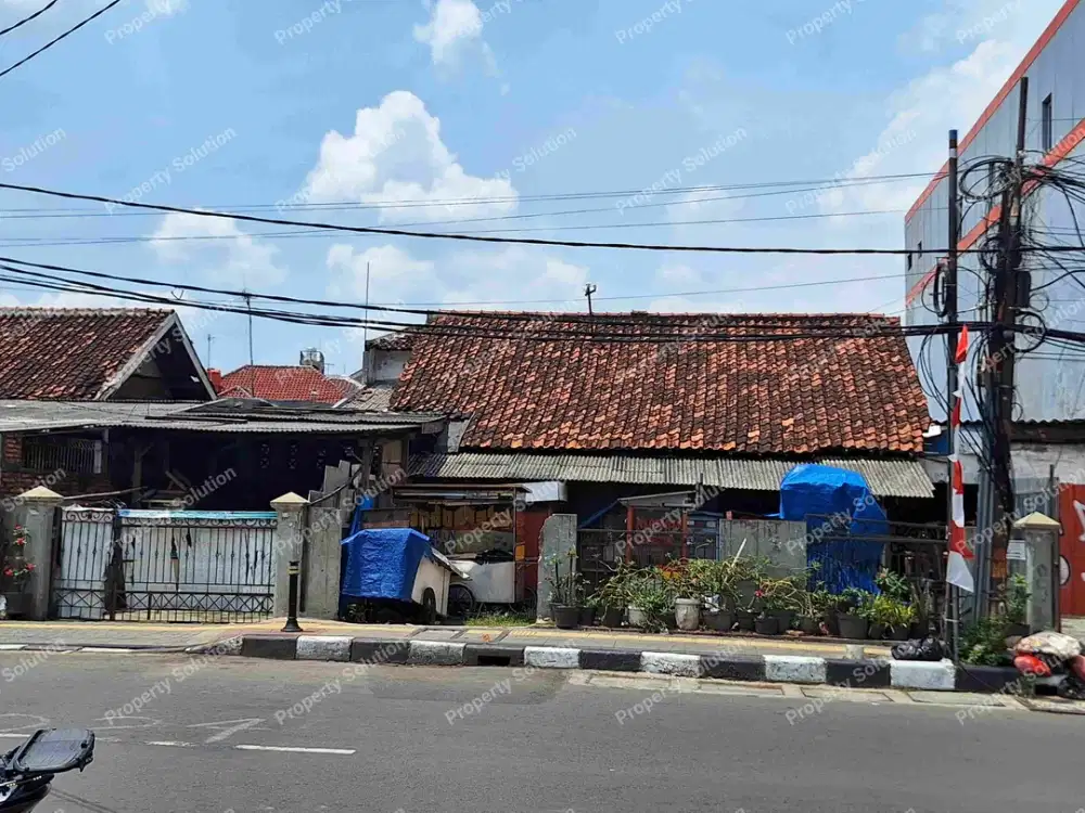 RUMAH DEKAT UNJ SUNAN GIRI PEMUDA RAWAMANGUN KOMERSIAL