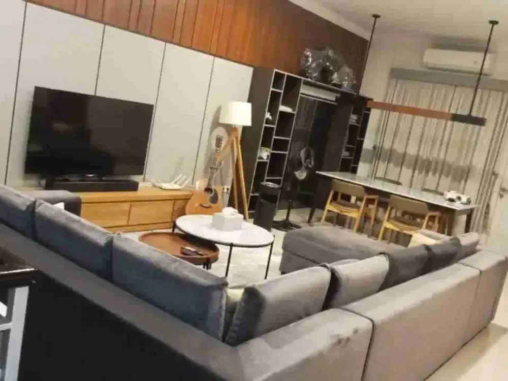 MURAH!! RUMAH FULL FURNISHED TOWNHOUSE PRIVATE LENTENG AGUNG