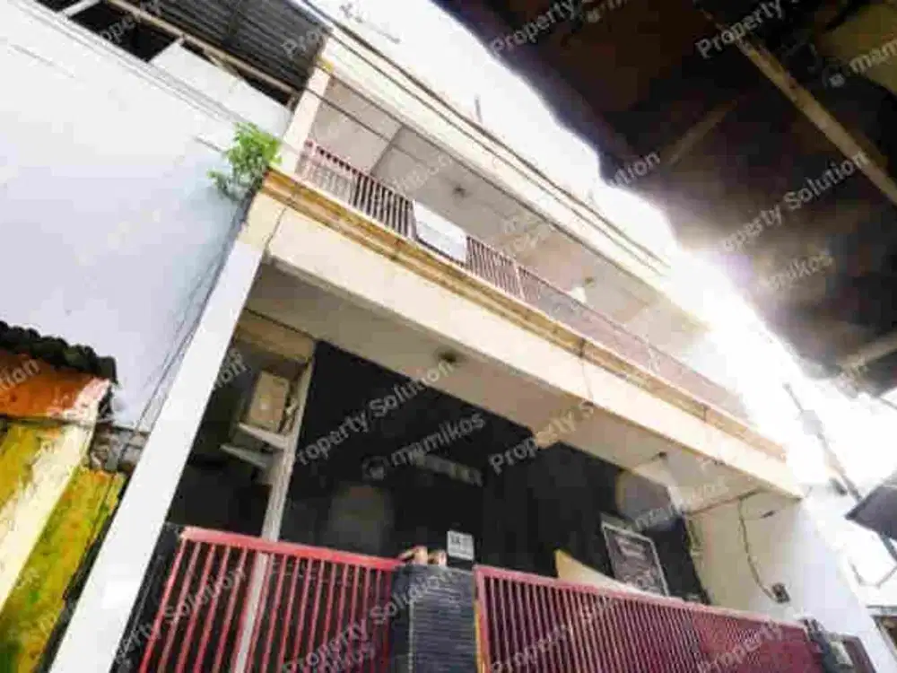 BU CEPAT!! RUMKOST DI UTAN KAYU 13 KAMAR DEKAT UNJ