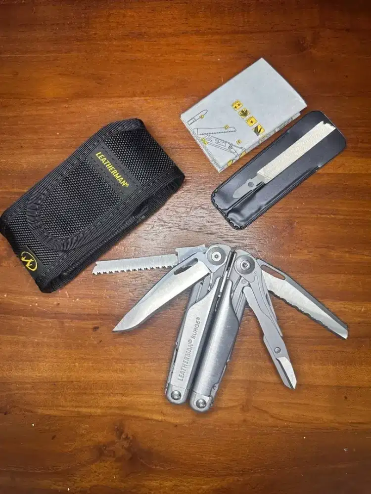 Leatherman Surge multi tools alat multifungsi gunting pisau original