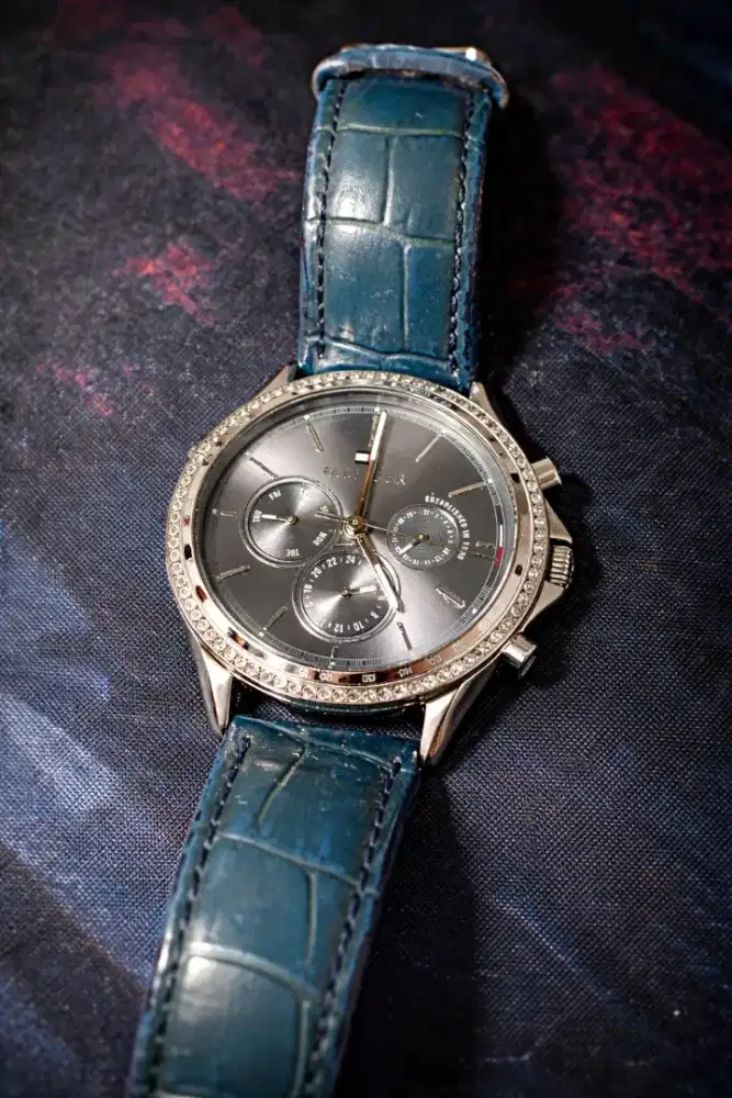 Jam tangan merk tommy Hilfiger