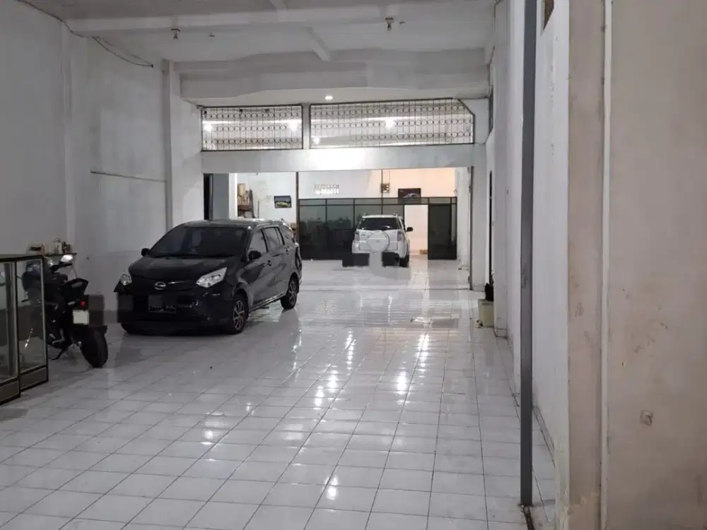 Rumah & Tempat Usaha – Jl. Gatot Subroto, Bandung